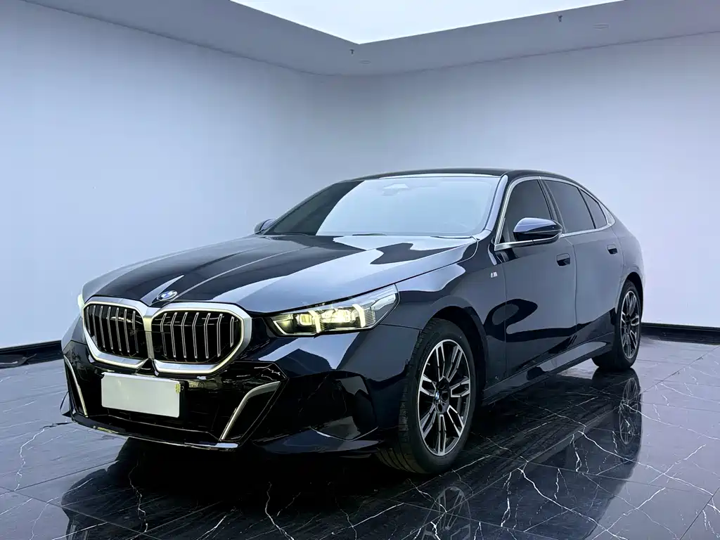 BMW 5 Series 2024