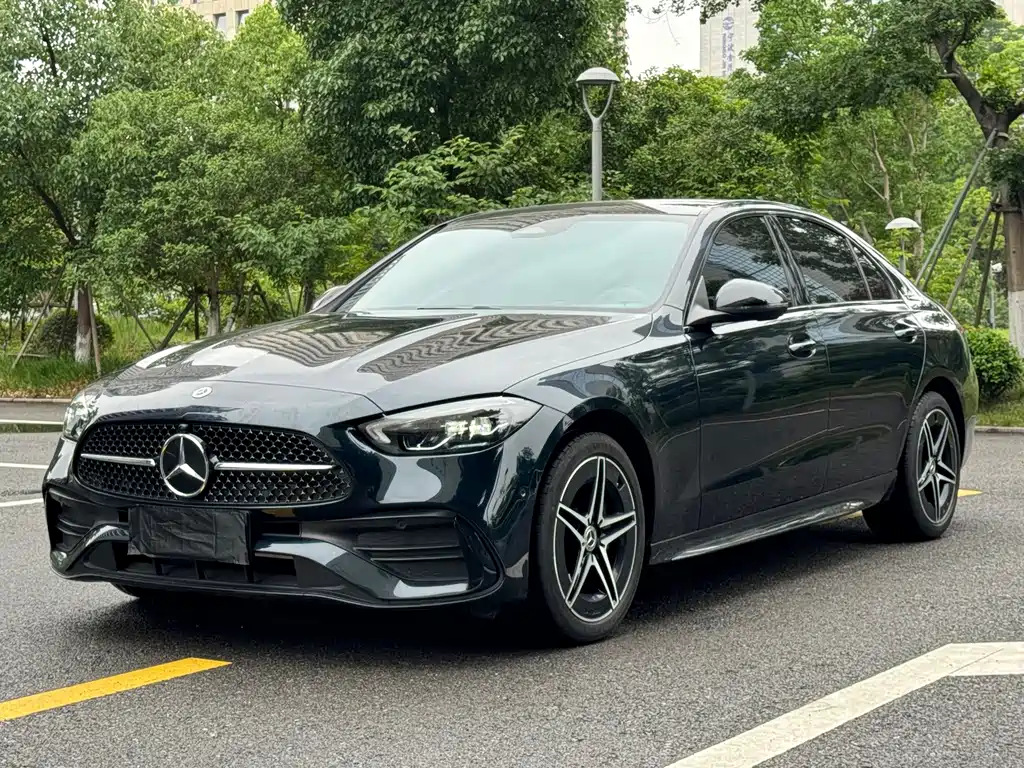 Mercedes-Benz C-Class 2023