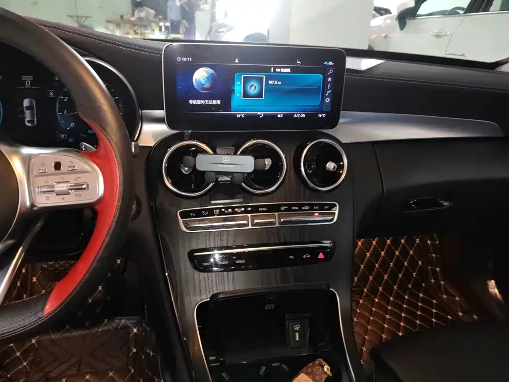 Mercedes-Benz C-Class 2020 — фото 9