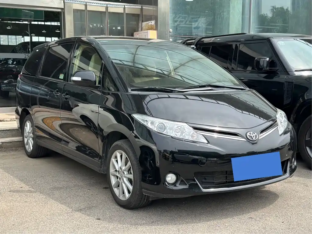 Toyota Previa 2020 — фото 3