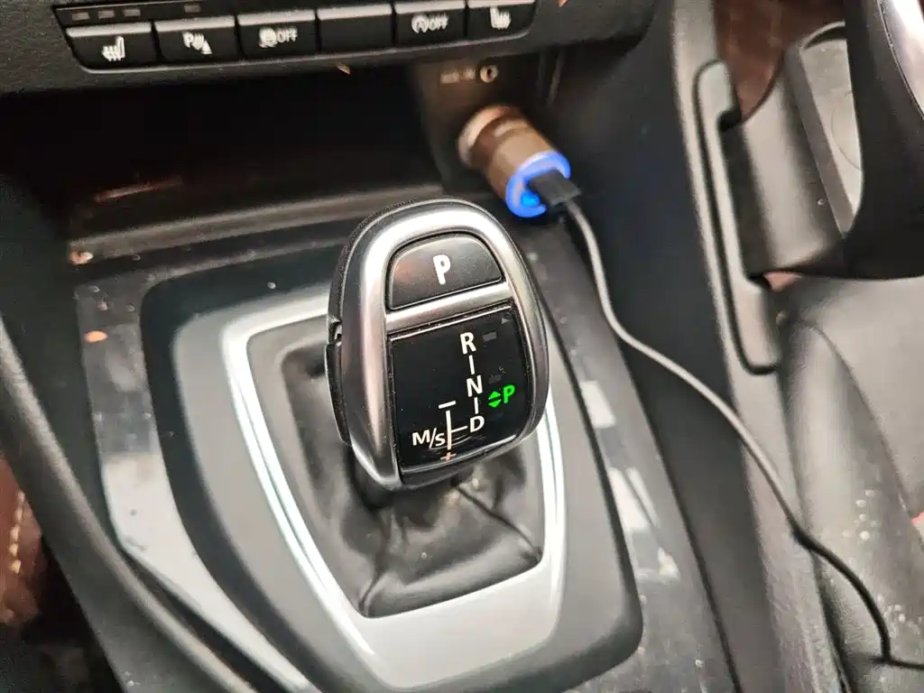 BMW X1 2015 — фото 10