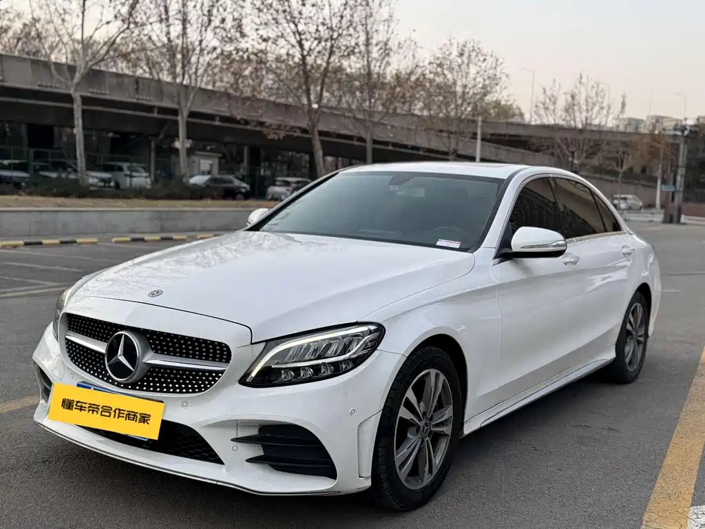 Mercedes-Benz C-Class 2019 — фото 1