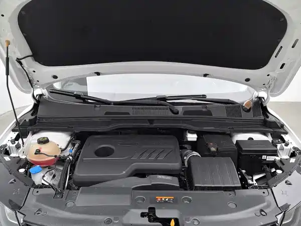 Geely Binyue 2022