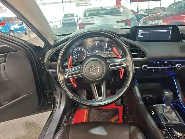 Mazda 3 Axela 2022