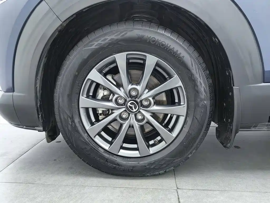 Mazda CX-30 2021 — фото 17