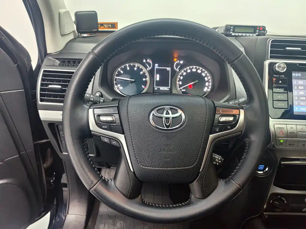 Toyota Prado 2018 — фото 17