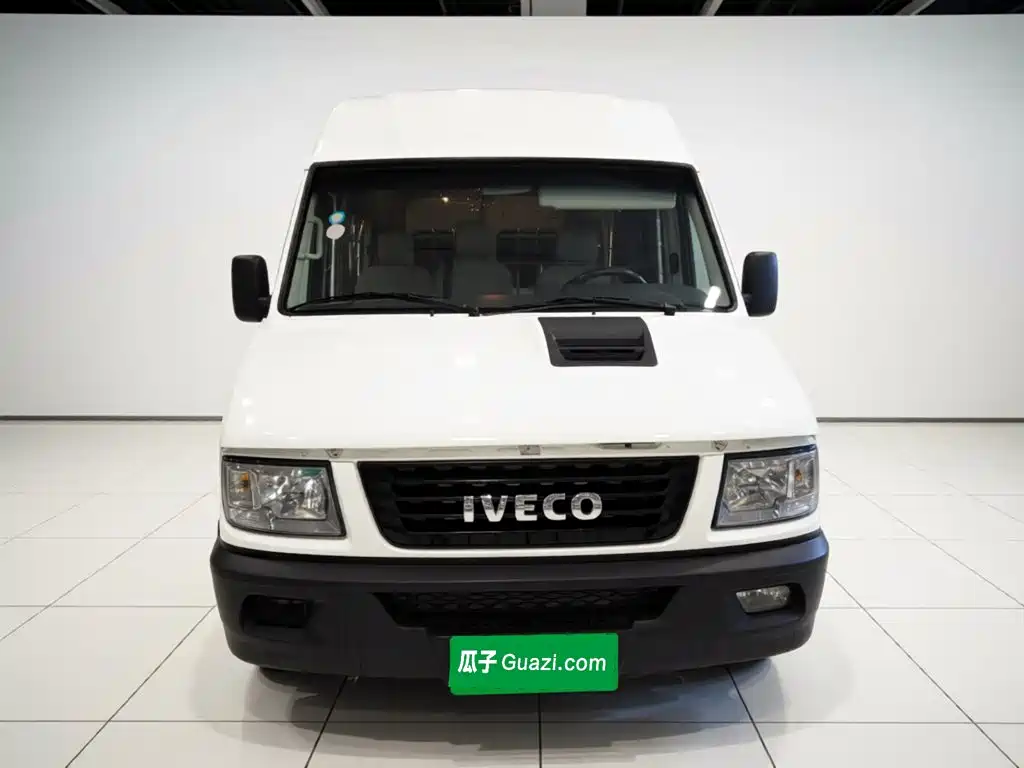 IVECO Daily 2023 — фото 24