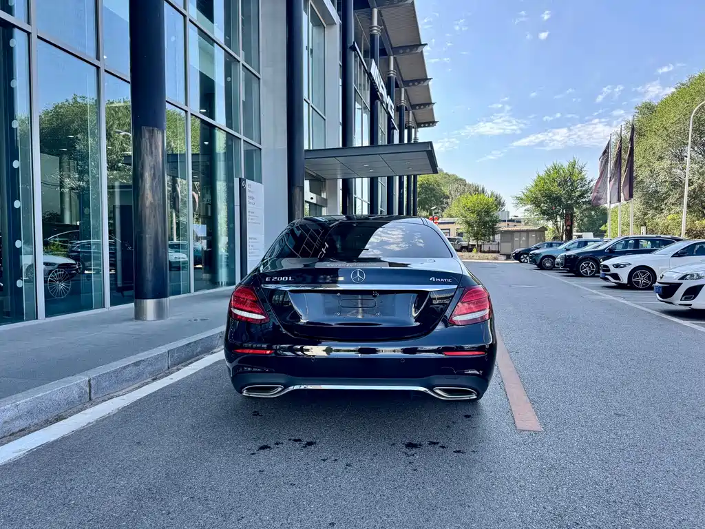 Mercedes-Benz E-Class 2018