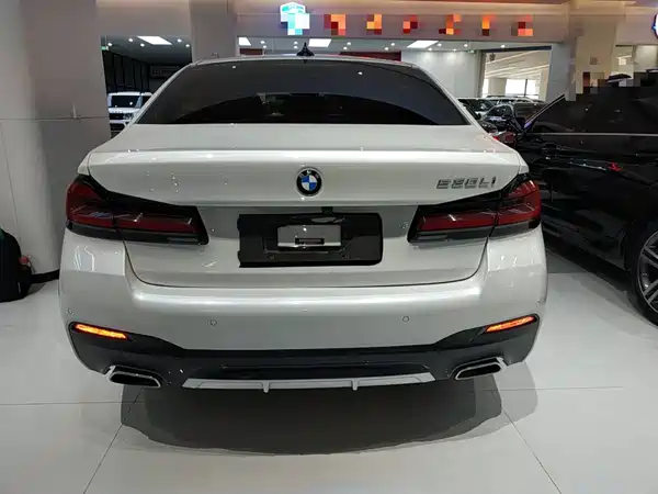 BMW 5 Series 2021