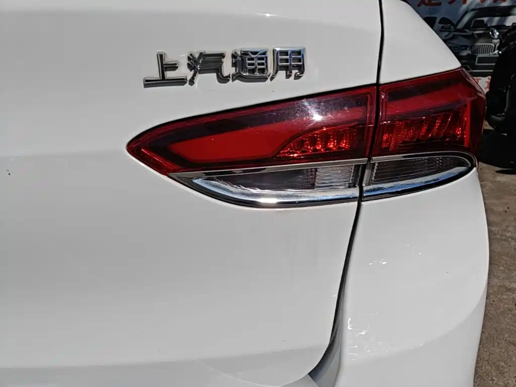 Buick Excelle 2020 — фото 8