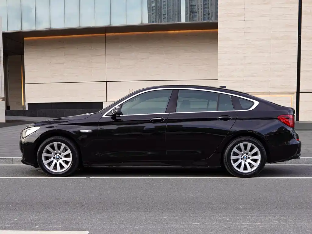 BMW 5 Series GT 2013 — фото 4