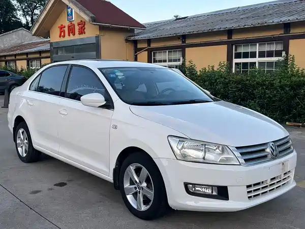 Volkswagen Santana 2013