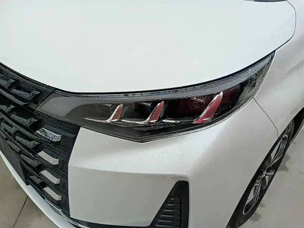 GAC Motor Trumpchi M6 2023 — фото 24