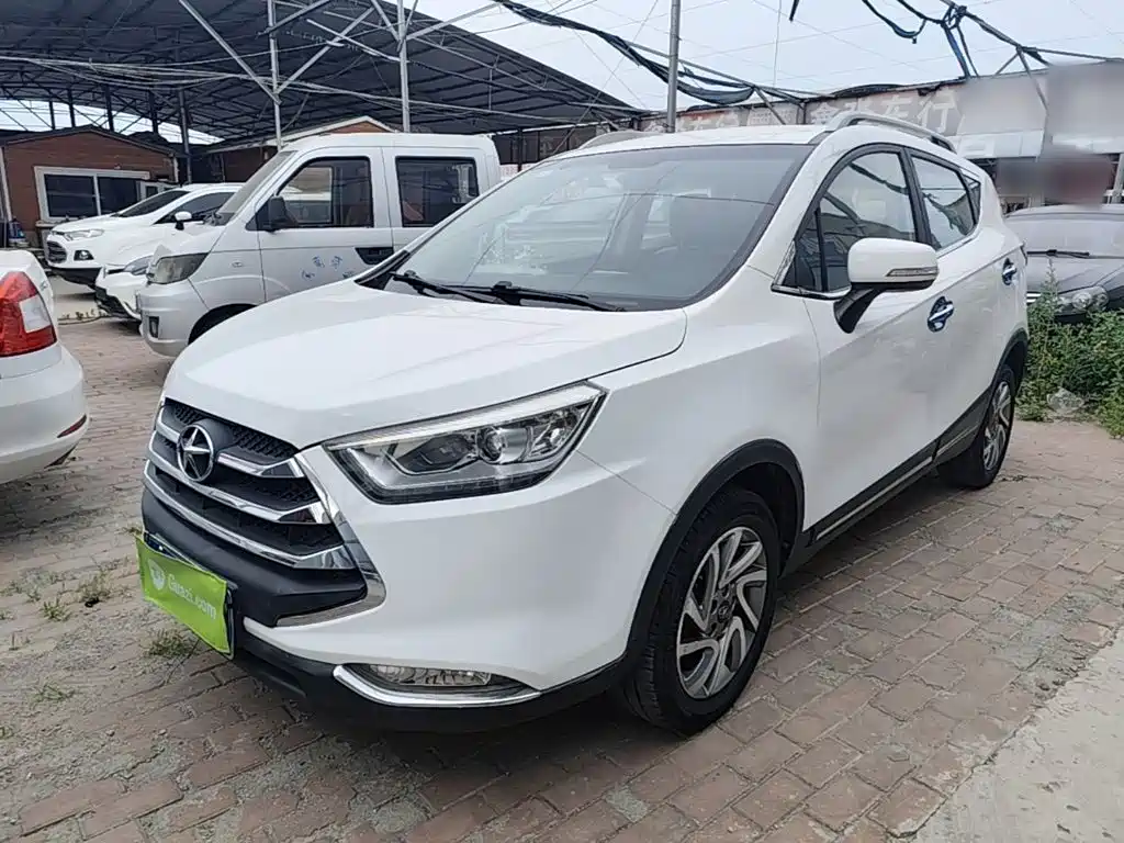 JAC Refine S3 2015 — фото 1