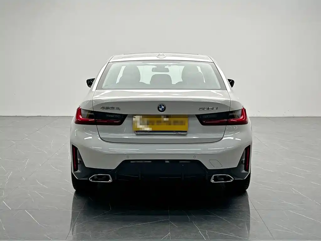 BMW 3 Series 2024