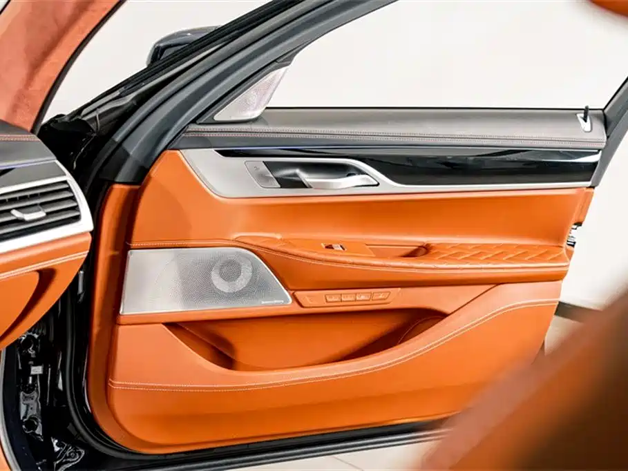 BMW 7 Series 2023 — фото 19