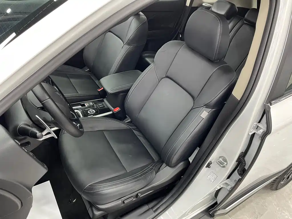 Mitsubishi Outlander 2019 — фото 14