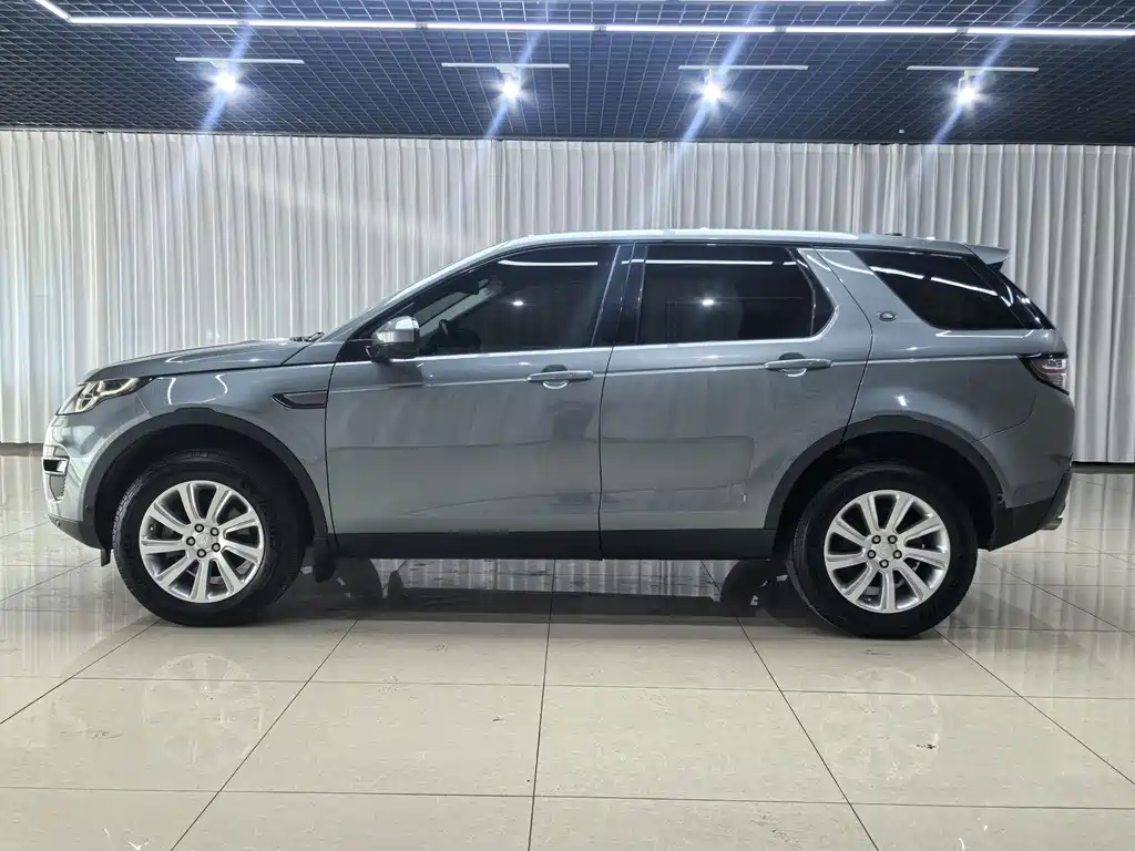 Land Rover Discovery Sport 2019 — фото 3