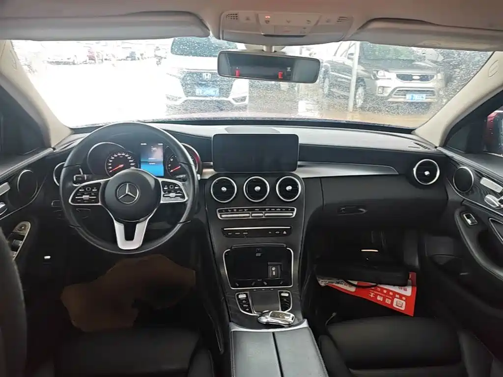 Mercedes-Benz C-Class 2019 — фото 10