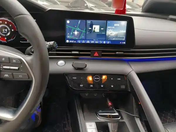 Hyundai Elantra 2021