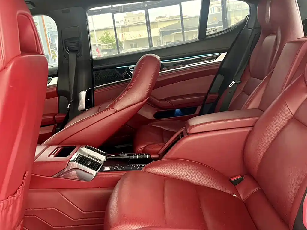 Porsche Panamera 2016 — фото 11