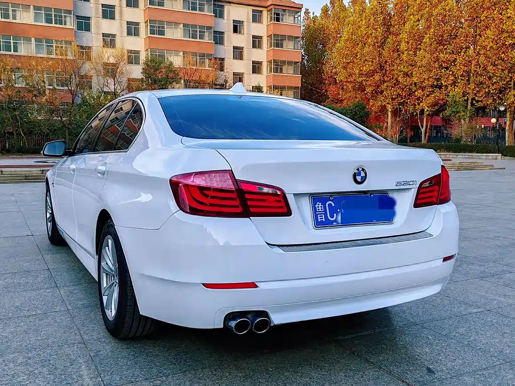 BMW 5 Series 2013 — фото 9