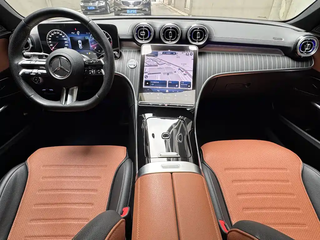 Mercedes-Benz C-Class 2023 — фото 6