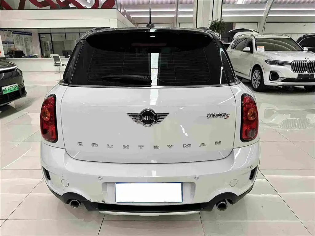MINI Countryman 2016 — фото 17