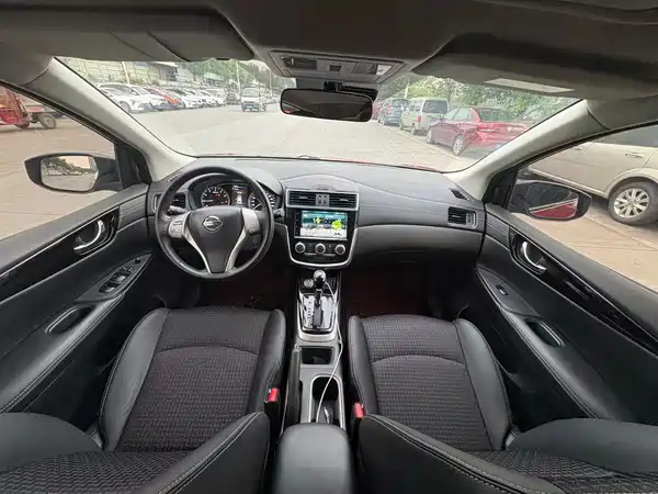 Nissan Tiida 2020