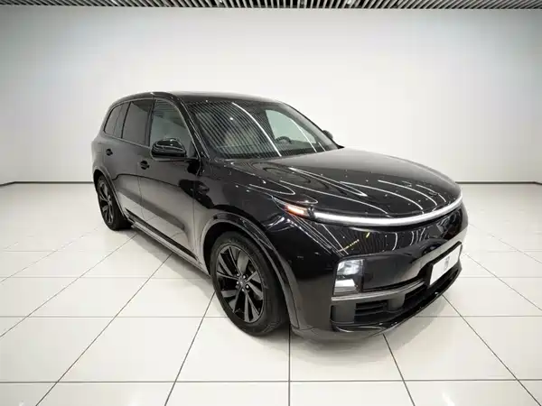 Li Auto L8 2023