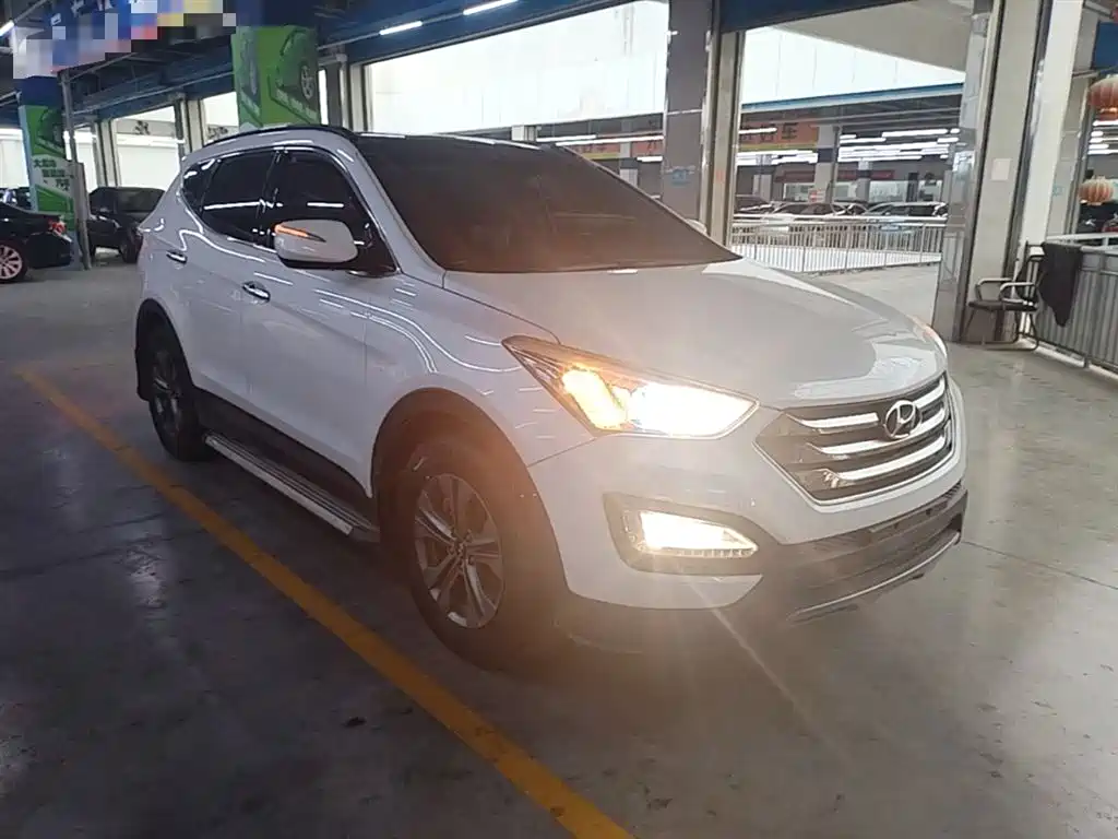 Hyundai Santa Fe 2015 — фото 4