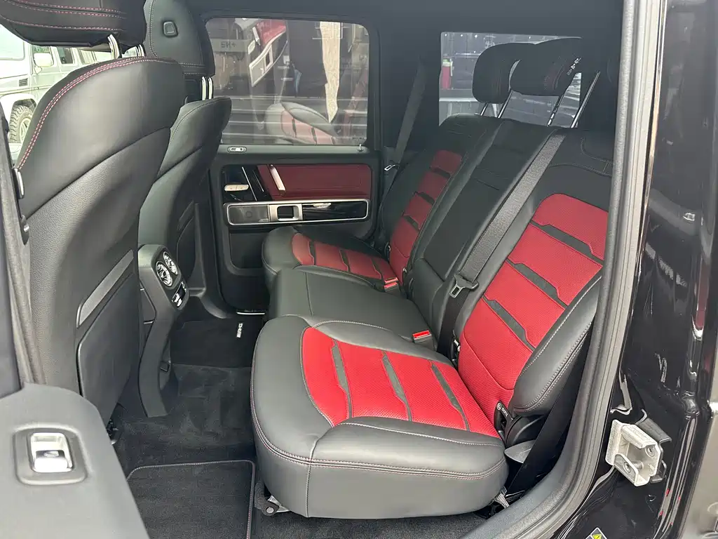 Mercedes-Benz G-Class AMG 2025 — фото 10