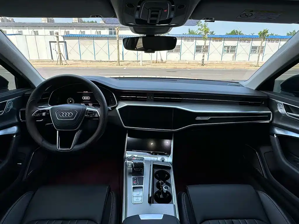 Audi A6L 2025 — фото 7
