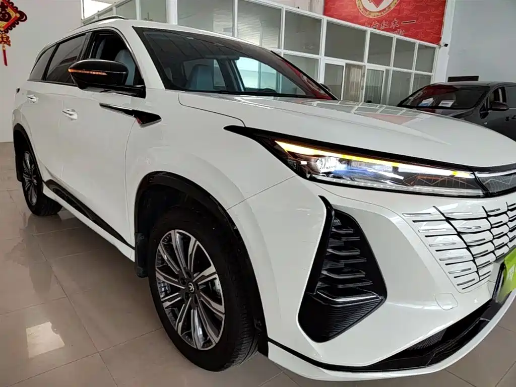 Changan CS75 PLUS 2024 — фото 4