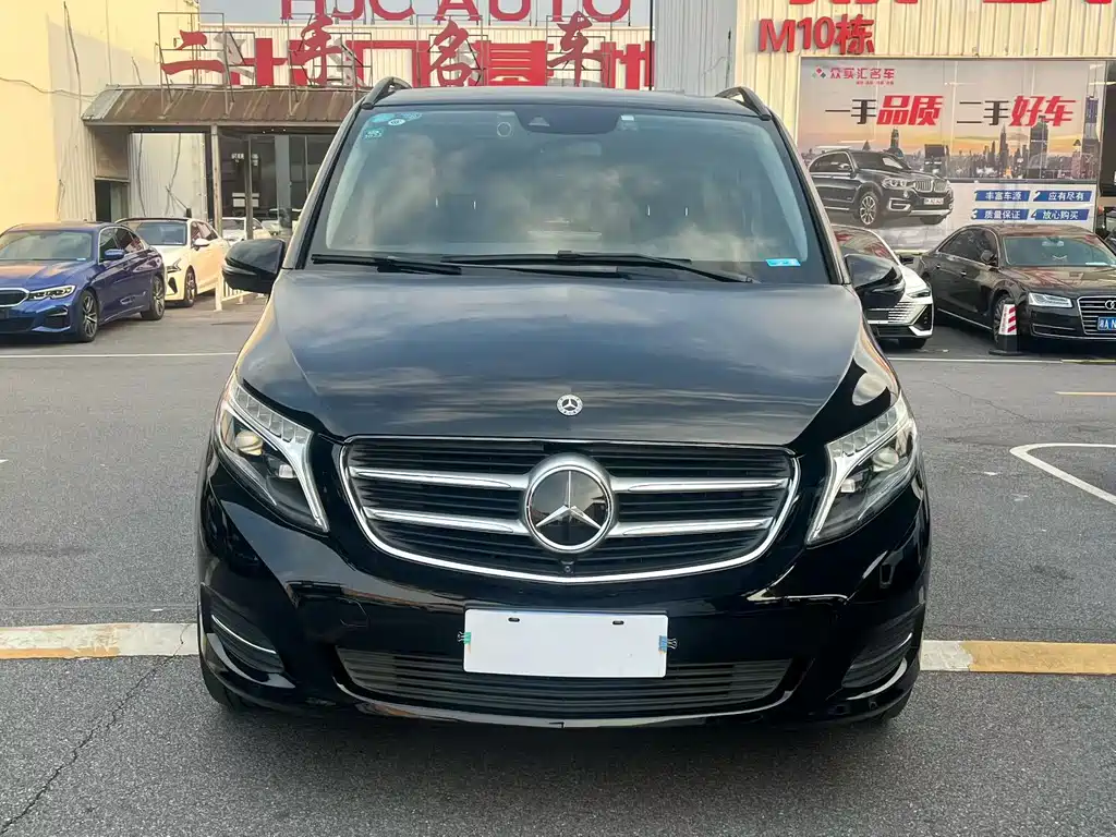Mercedes-Benz V-Class 2018 — фото 2