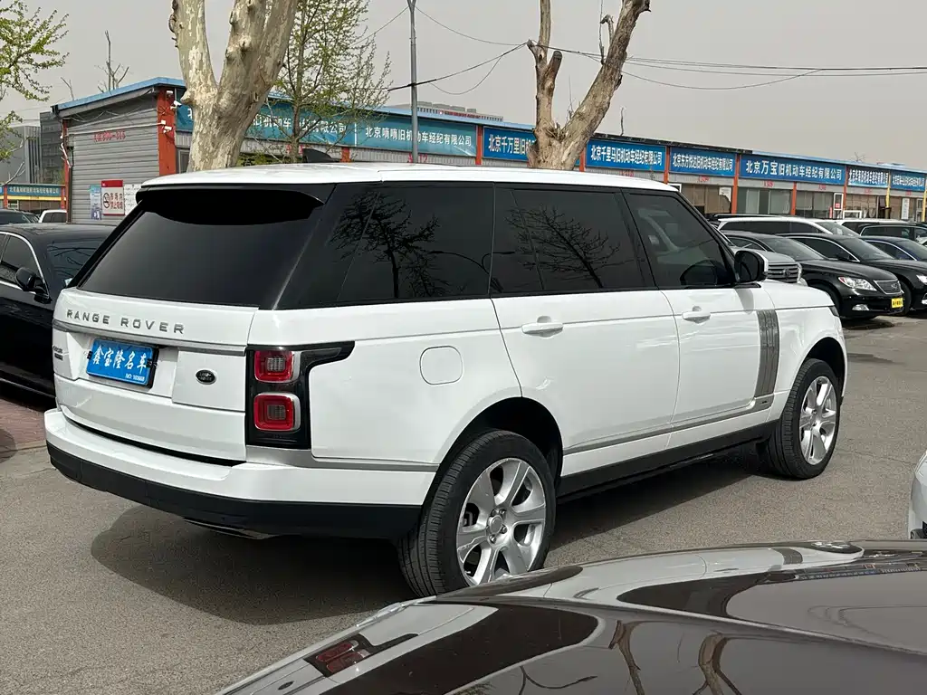 Land Rover Range Rover 2019 — фото 18
