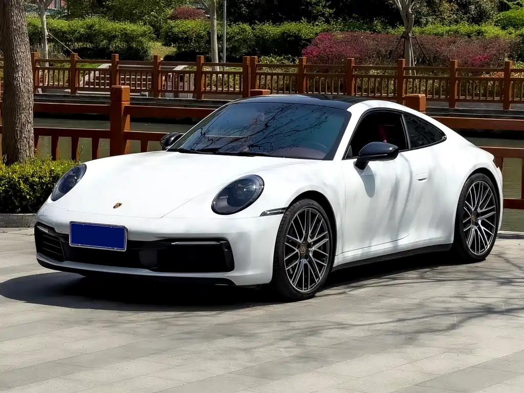 Porsche 911 2021