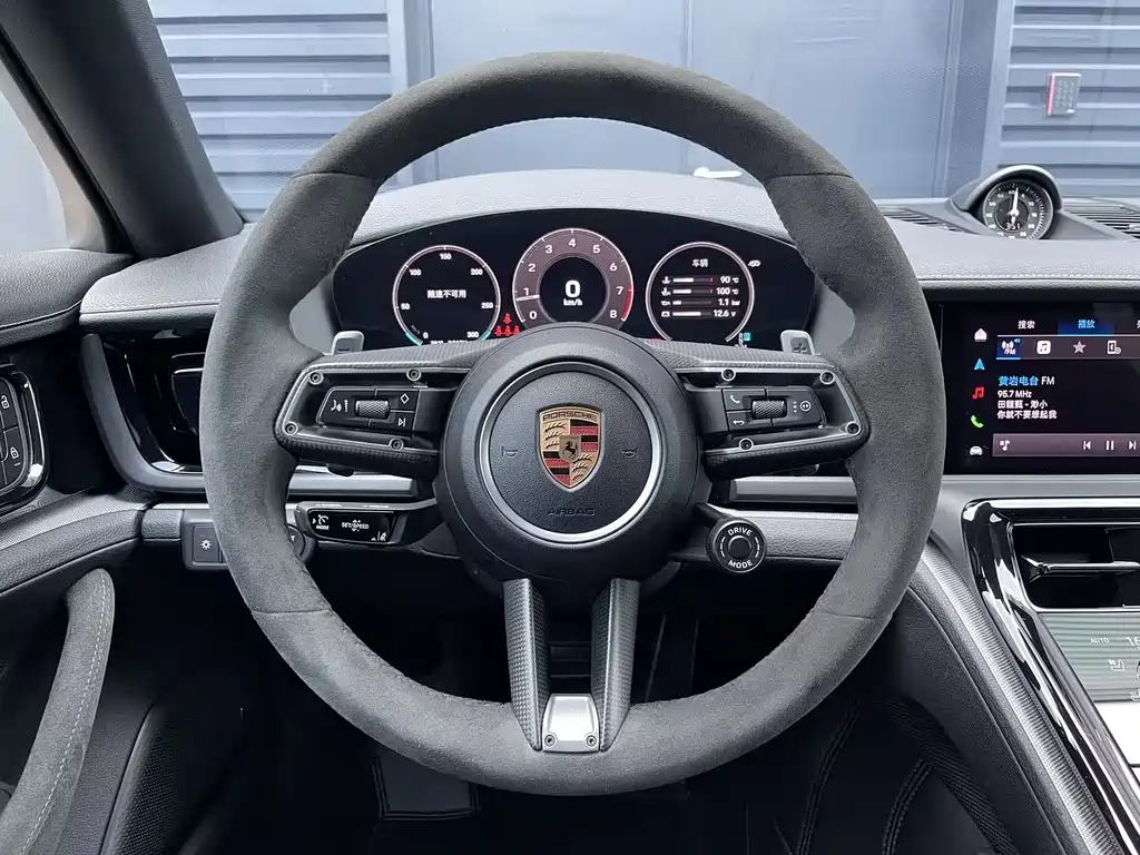 Porsche Panamera 2025 — фото 11