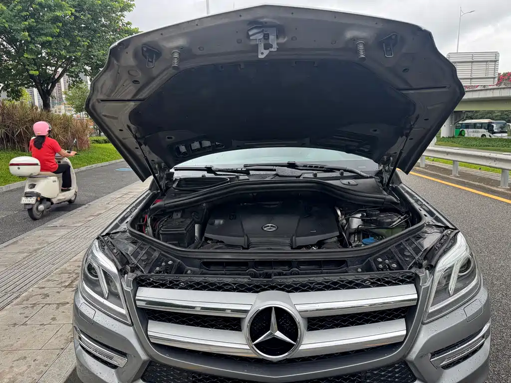 Mercedes-Benz GL-Class 2015 — фото 16