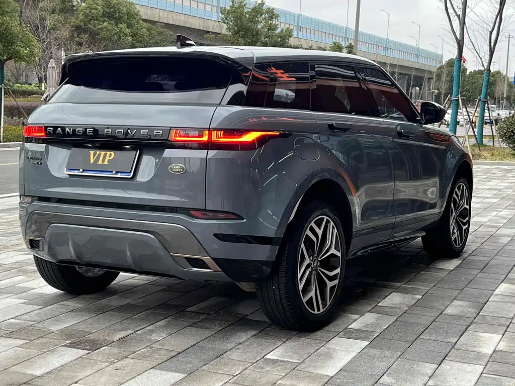 Land Rover Evoque 2020 — фото 15