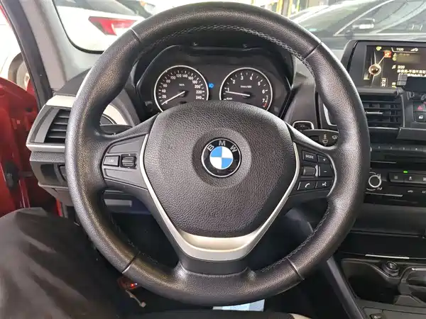 BMW 1 Series 2015