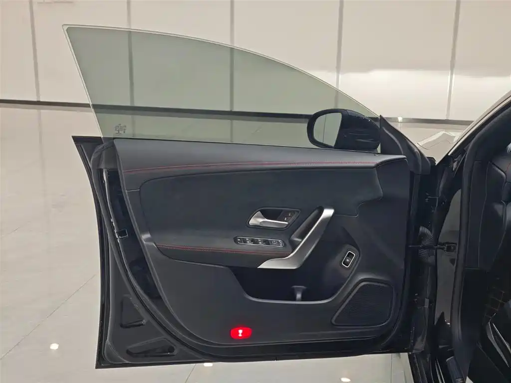 Mercedes-Benz CLA 2022 — фото 11
