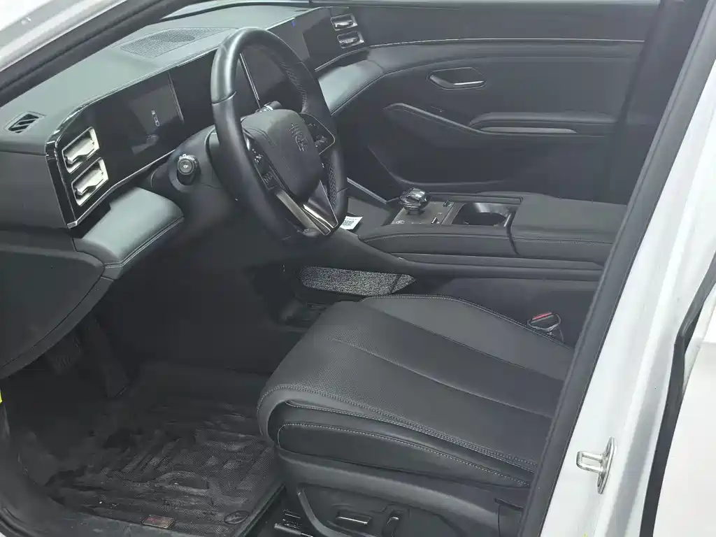 BYD Qin L 2024 — фото 5