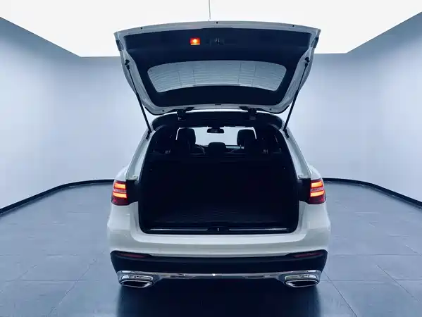 Mercedes-Benz GLC 2016