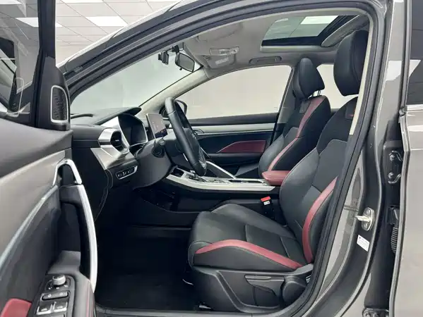 Geely Binyue 2022