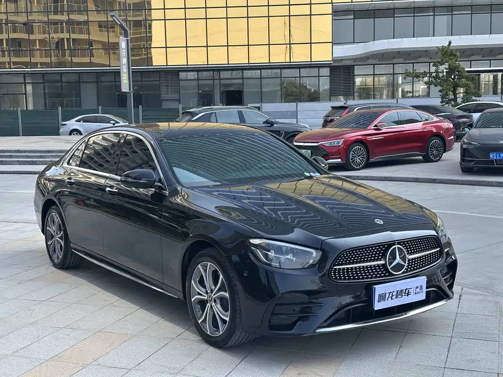 Mercedes-Benz E-Class 2023 — фото 3