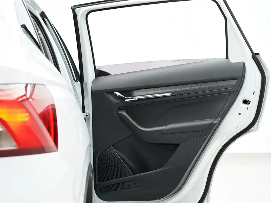 Skoda Kamiq 2023 — фото 25