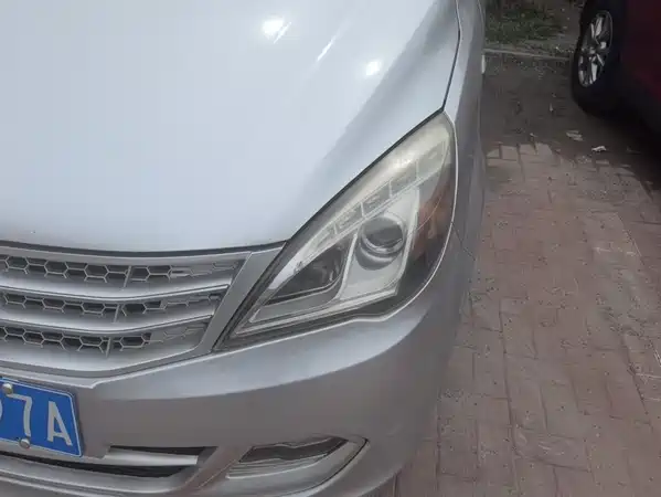 BAIC M20 2015