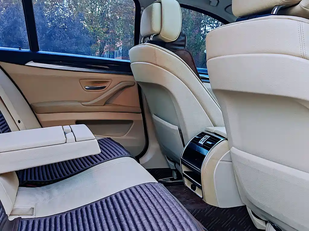 BMW 5 Series 2013 — фото 17