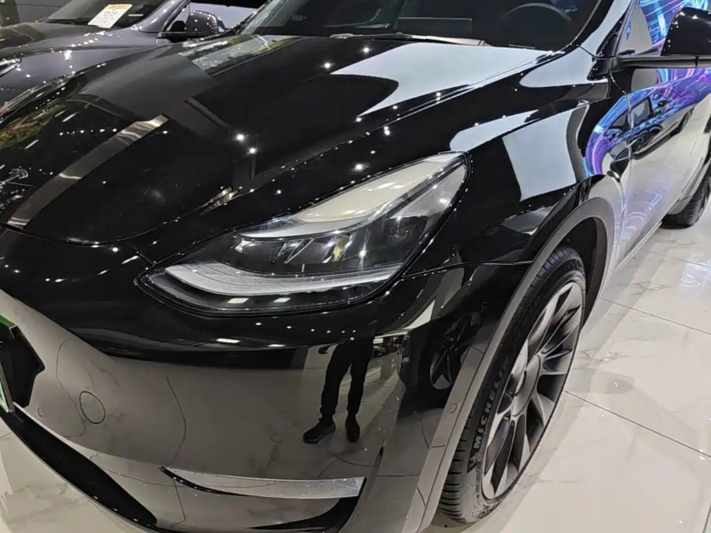 Tesla Model Y 2022 — фото 24